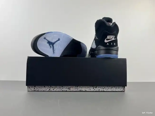 1st Kicks Shoes Jordan Air HF3975-001 5 Reimagined Metallic Black 0607